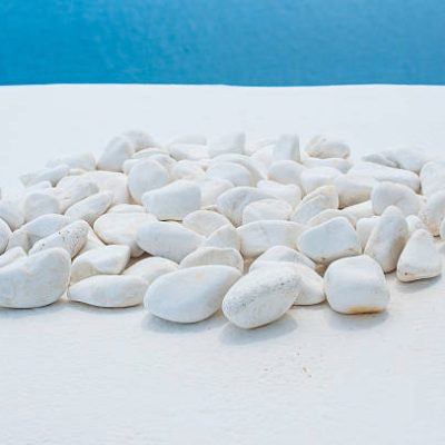White pebble stone